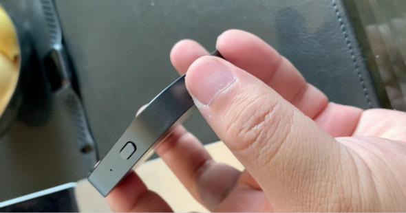 乐播投屏器测评:两步秒投 您的差旅好助手 乐播投屏