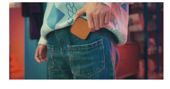 乐播乐投小方盒 差旅中的娱乐好伴侣 乐播投屏